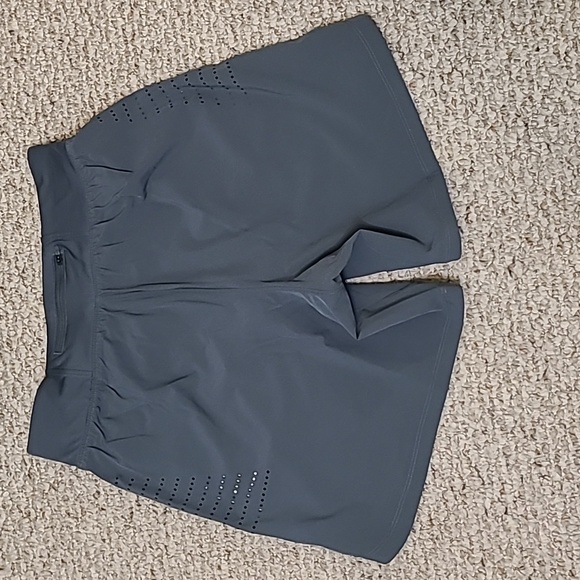 Mens Workout Shorts - Picture 2 of 7